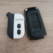 Piloty Firmy Fermax, duże czarne 35 szt. małe czarne 5 szt.