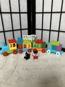 Lego Duplo pociąg z cyferkami 2+