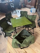 Zestaw turystyczny Enero Camp: stolik + 4 krzesła