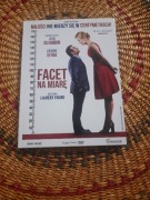 DVD z filmem Facet na miarę