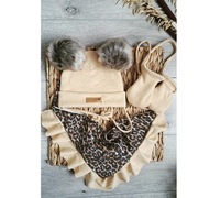 Czapka z pomponami i chusta, rękawiczki 