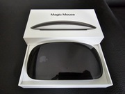 Magic Mouse A1657 + kabel - Czarna - Oryginalne opakowanie