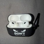 AirPods pro 2gen + etui Lightning