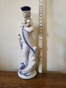 Figurka ceramiczna, panicz, muzyk, biało niebieska, vintage
