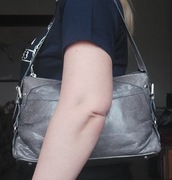 Belsac skórzana torebka ta ramię szara bagietka skóra naturalna popielata