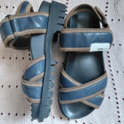 GANNI 55.675719 sportowe sandały damskie 37