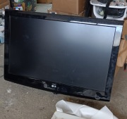 Telewizor LG 37LG2000 na części 