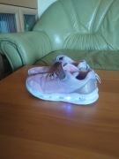 Buty sportowe świecące r. 32/21 cm