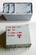 PRZEKAŹNIK 5V DC 16A RM-81P ŻARY 