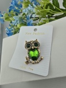 Piękna broszka elegancka prezent 