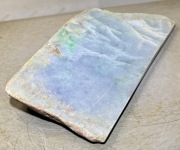 Naturalny jadeit z Myanmaru, surowy, polerowany, 567 g