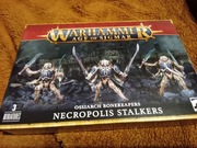 Necropolis Stalkers ; Ossiarch Bonereapers 