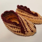 Buciki niechodki dla niemowlaka pierwszy miesiąc