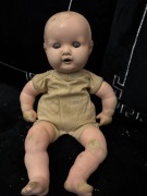 Stara lalka AM do renowacji