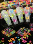 OZDOBY DO PAZNOKCI KOLOROWE RÓŻNE KSZTAŁTY ZESTAW 12 WARIANTÓW