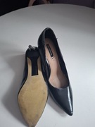 Stradivarius roz 38   w bardzo dobrym stanie 