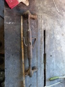 Śruba centralna, żymska 