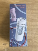 elektryczny shaker do odżywek