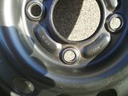 Ford, felga z oponą. 