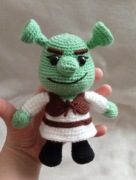 Shrek wykonany na szydełku 