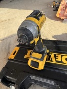 Zakrętarka udarowa wkrętarka oryginalna dewalt