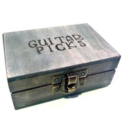 Pudełko na kostki gitarowe Handmade