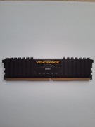 Corsair Vengeance DDR4 8 GB 2400 MHz (CM4X8GF2400Z16K4)