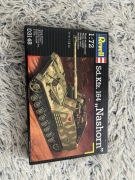 Nashorn Revell 1:72