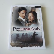 PRZEDWIOŚNIE- SERIAL- 3 DVD- BAJON- DAMIĘCKI, GAJOS, JANDA SZYC, STUHR