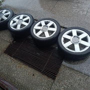 Felgi aluminiowe z oponami 16 cali 185/50 VW audi toyo