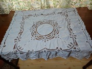 Obrusik z koronką brukselską 95x95