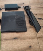 Konsola Xbox360E 250GB Zasilacz i Kinect w komplecie