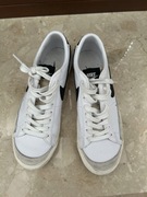 Adidasy sneakersy biało czarne Blazer Low '77 Jumbo Nike 40