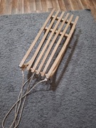 sanki drewniane na płozach metalowych 