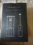 Młynek do kawy z spienieczem