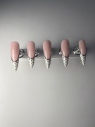 Paznokcie press on tipsy