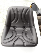 Komfortowe siedzenie URSUS C-360 C-330