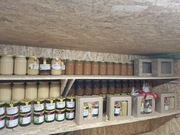 Pasieka  Pod Dębem . Naturalny miód  100% z lokalnej pasieki