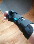 Stabilizator na nadgarstek