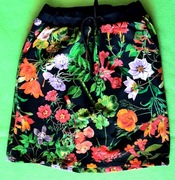 nowa spódniczka z kwiatowym wzorem XL kieszenie.