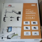 Regulowany uchwyt monitora  Maclean MC-586