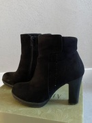 Czarne zamszowe botki damskie na obcasie jesień zima kozaki 38