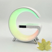 Lampa LED ładowarka głośnik USB bluetooth biała.