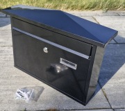 Skrzynka na listy A4 41x10x28.8 cm czarna Standers