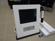 Urządzenie kosmetyczne Geneo by Pollogen do oczyszczania skóry