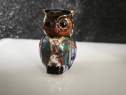 Śliczna sowa cloisonné – emalia komórkowa, mosiądz | Vintage figurka