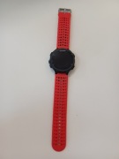 Zegarek sportowy Garmin Forerunner uszkodzony
