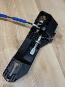 Mocowanie klamki przód lewy (kierowcy) - 50522664 Nowy Oryginał