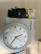 Mix elektronika zegar, dzwonek bezprzewodowy, ładowarka.