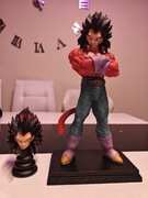 Figurka Dragon Ball GT - Vegeta SSJ4
